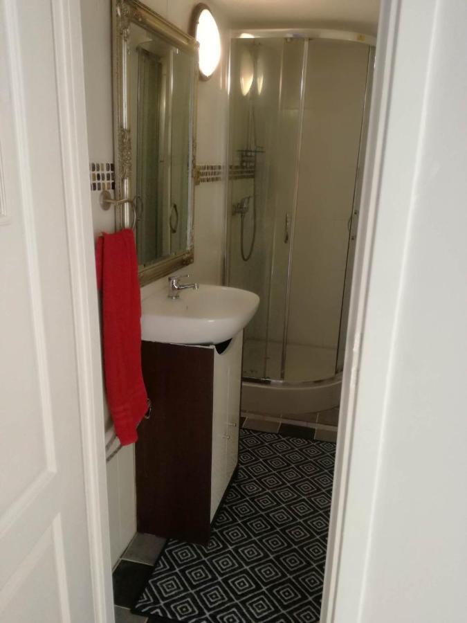 Apartamento Niezalezne Pietro W Domu Z Widokiem Na Morze *